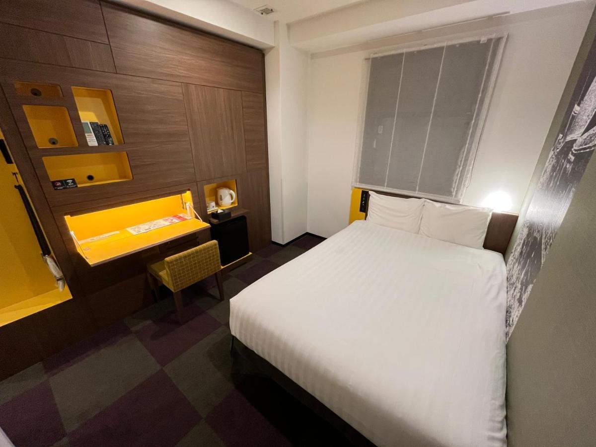 Theater Double Room Small Double Bed Non-Smoking